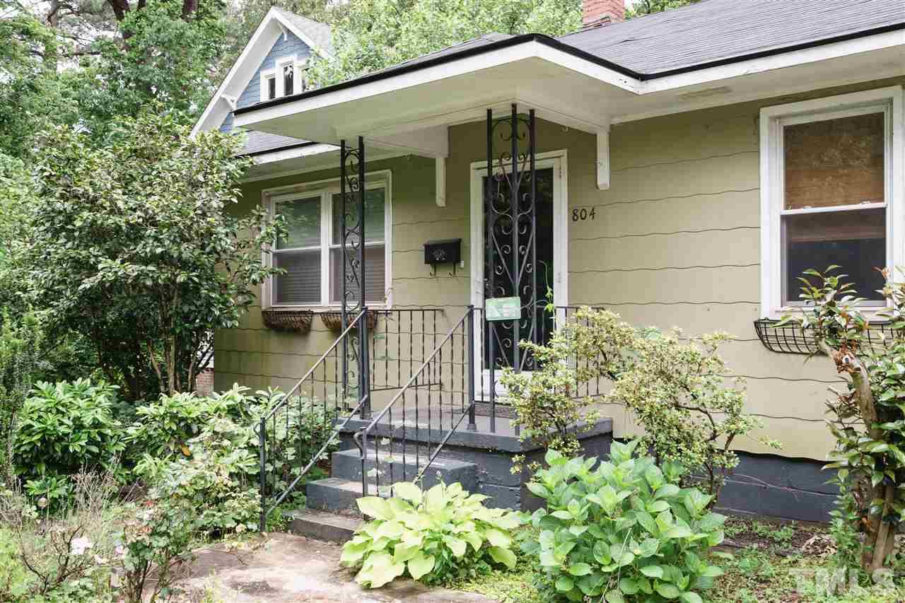 804 Sasser Street Raleigh, NC 27604 - Photo 2 of 15 front view of a house