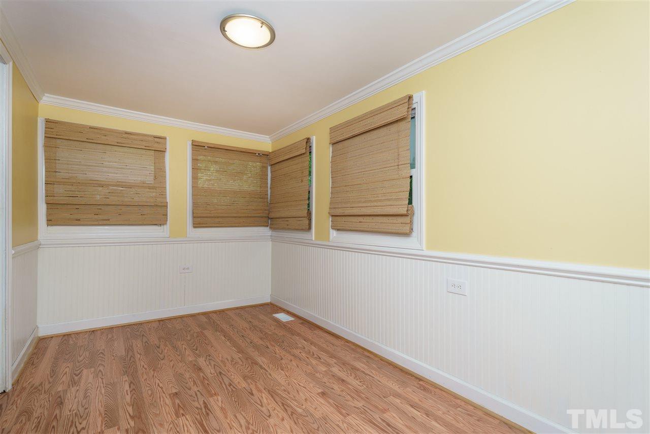 804 Sasser Street Raleigh, NC 27604 - Photo 9 of 15 an empty room with a window