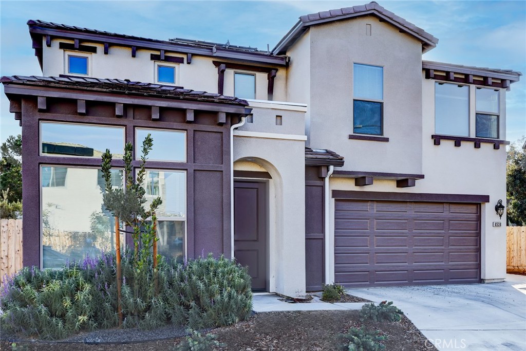 4534 South University St