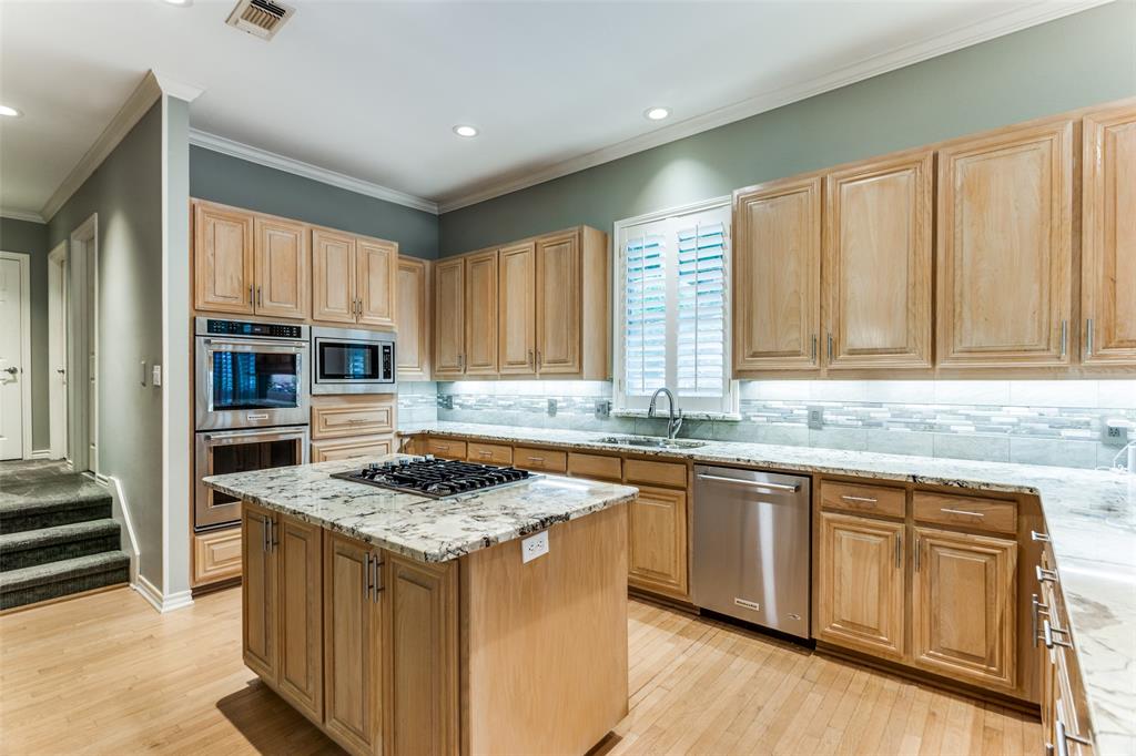 3805 Briarhaven Road Fort Worth, TX 76109 - Photo 11 of 36