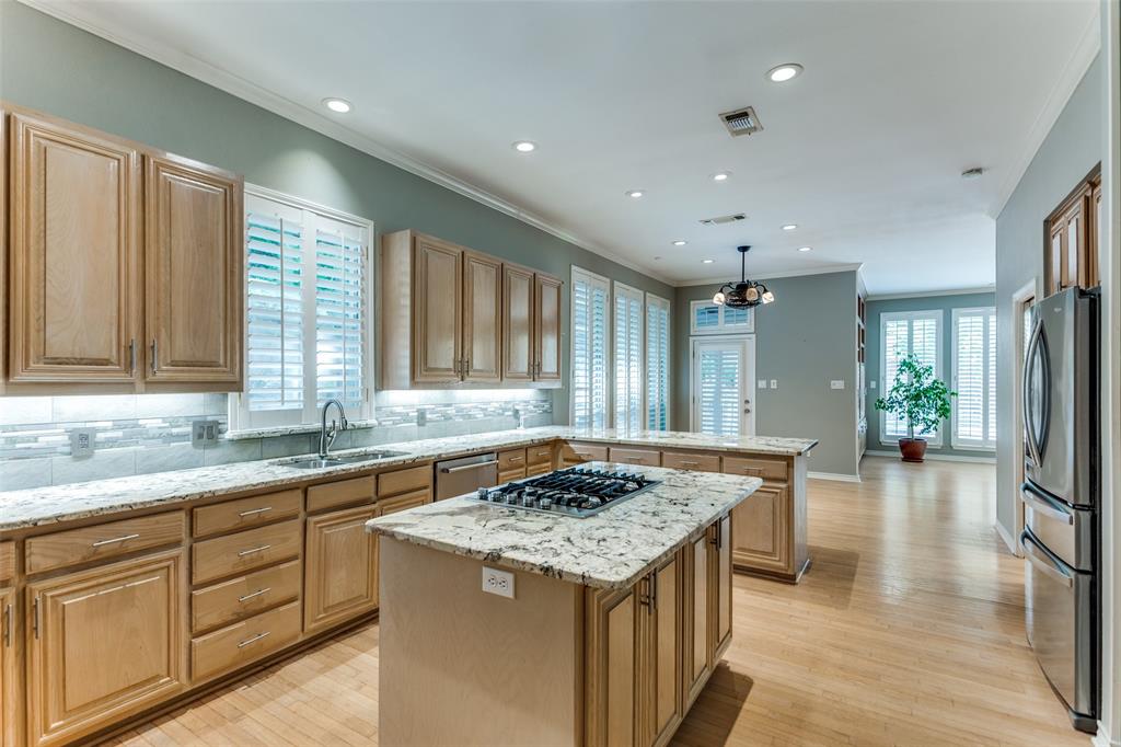 3805 Briarhaven Road Fort Worth, TX 76109 - Photo 16 of 36