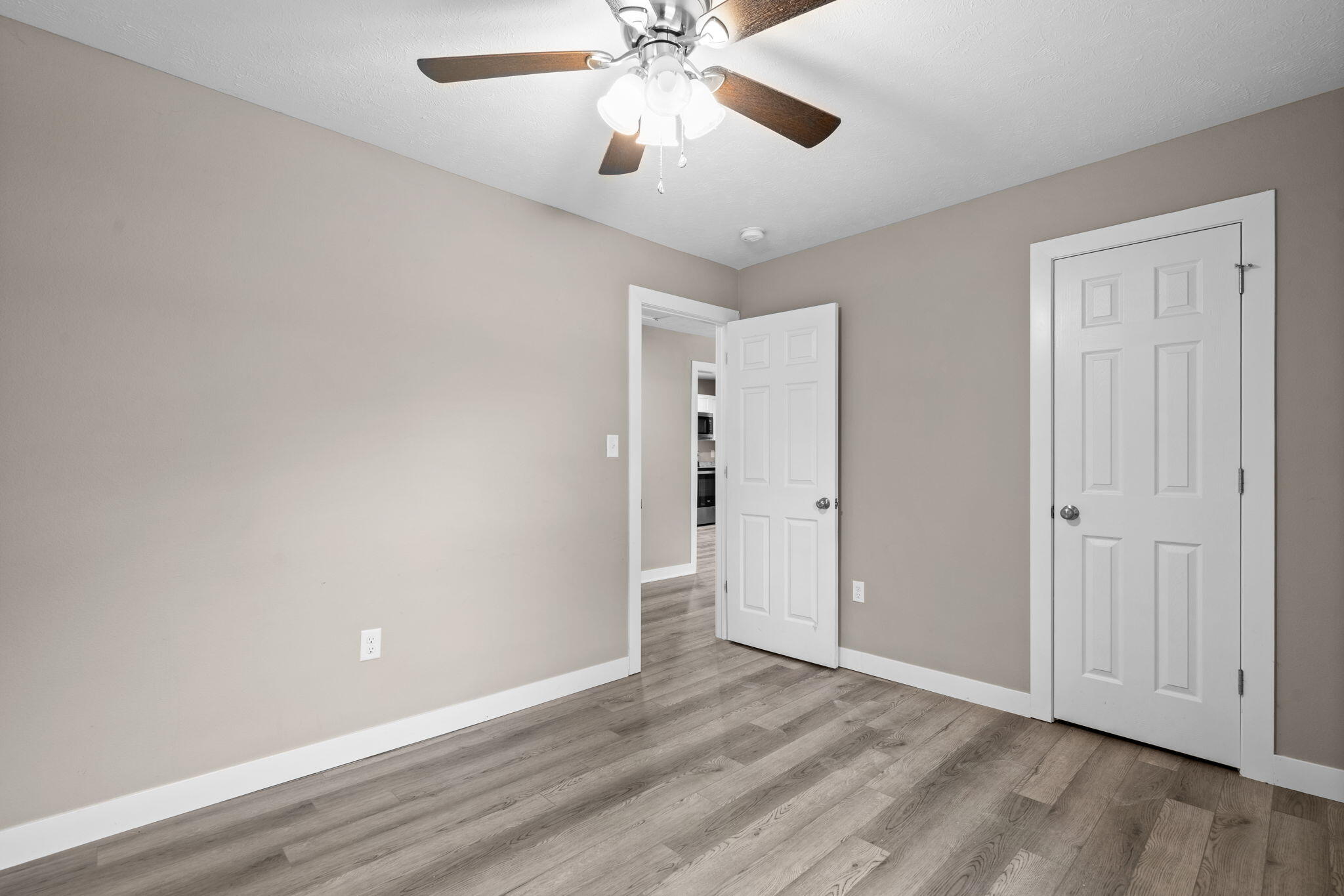 2320 South Kickapoo Avenue Springfield, MO 65804 - Photo 14 of 25 14-web-or-mls-DSC04660