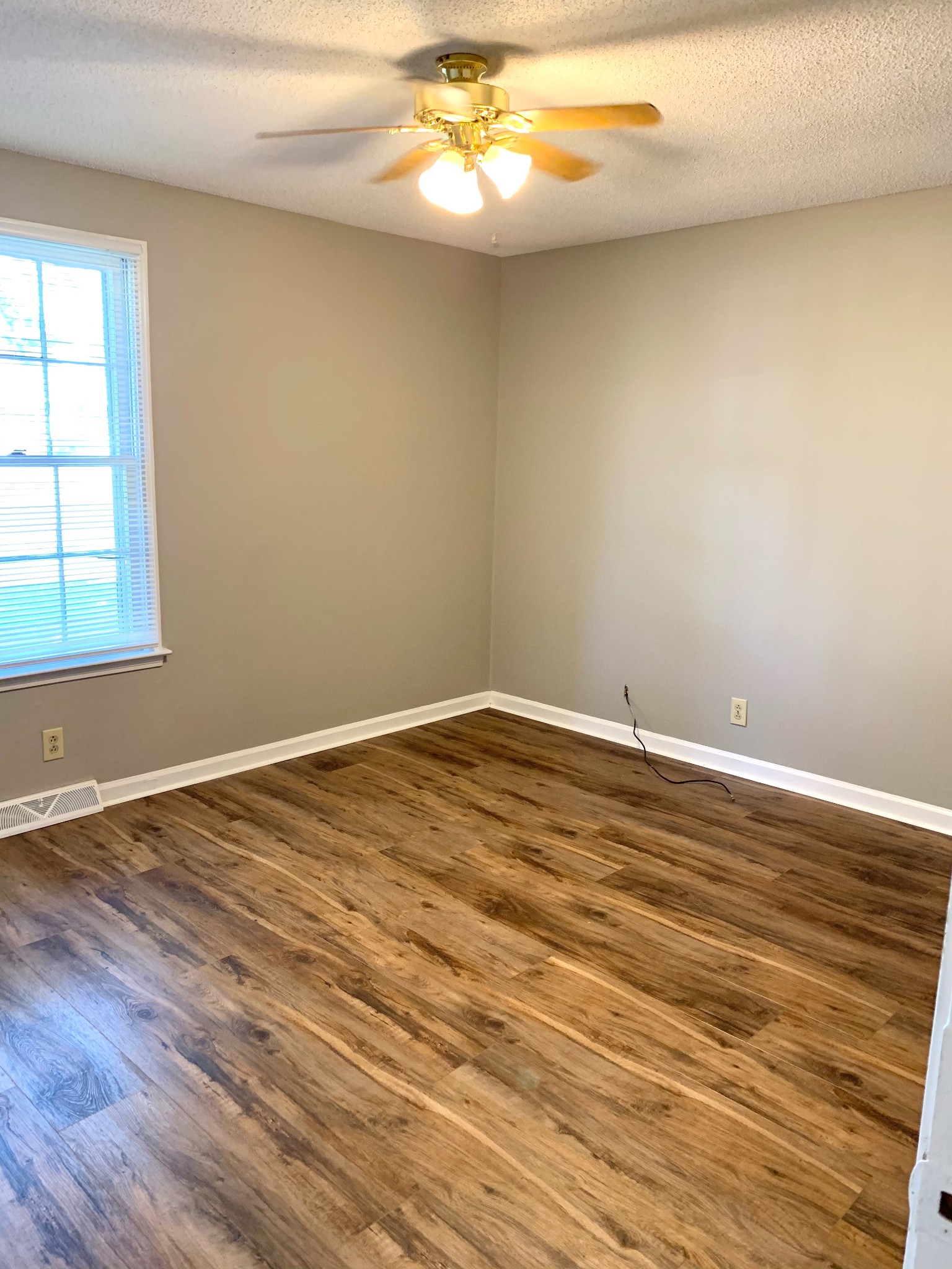 2425 Pendleton Drive Clarksville, TN 37042 - Photo 11 of 16