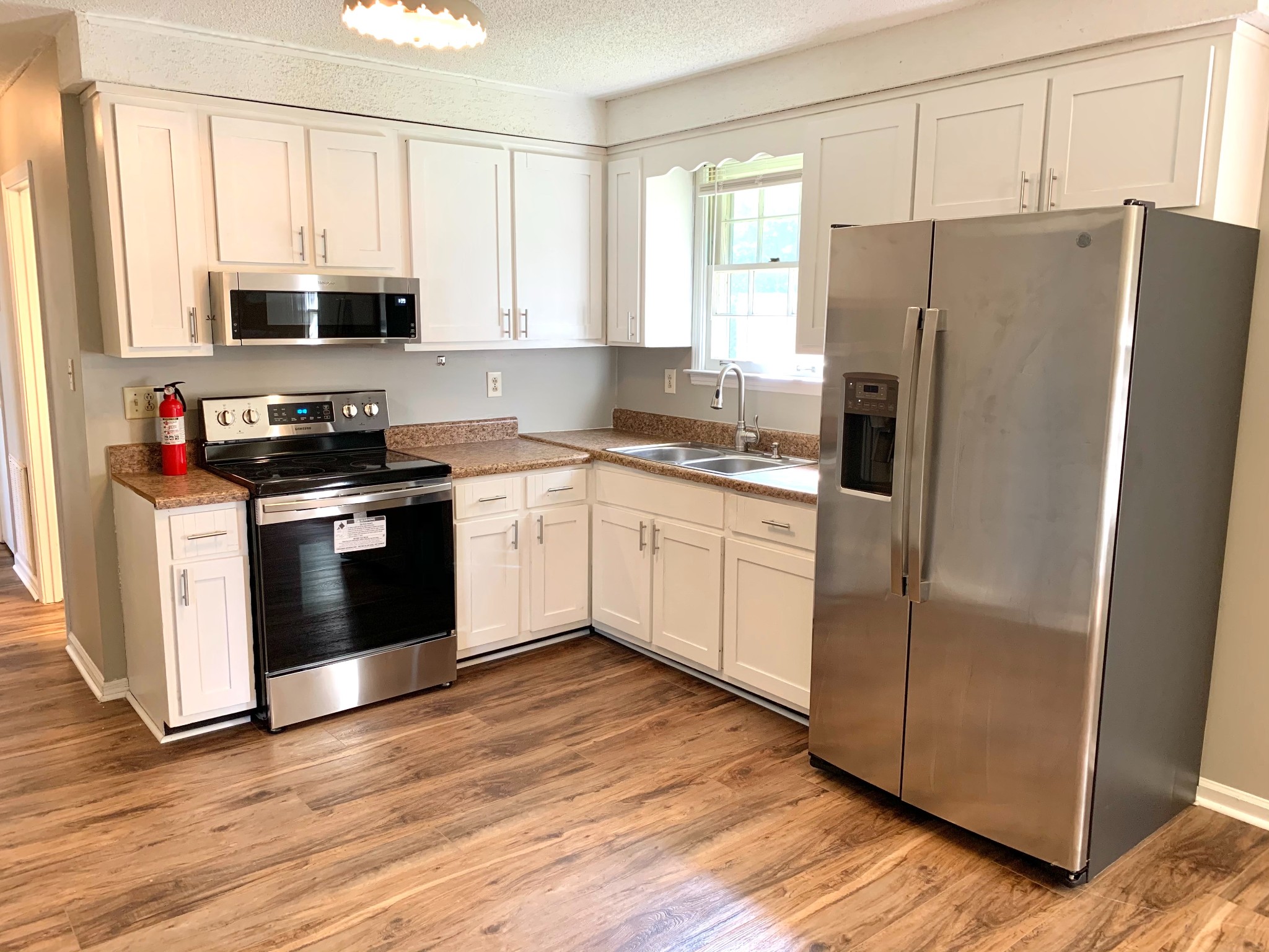 2425 Pendleton Drive Clarksville, TN 37042 - Photo 5 of 16