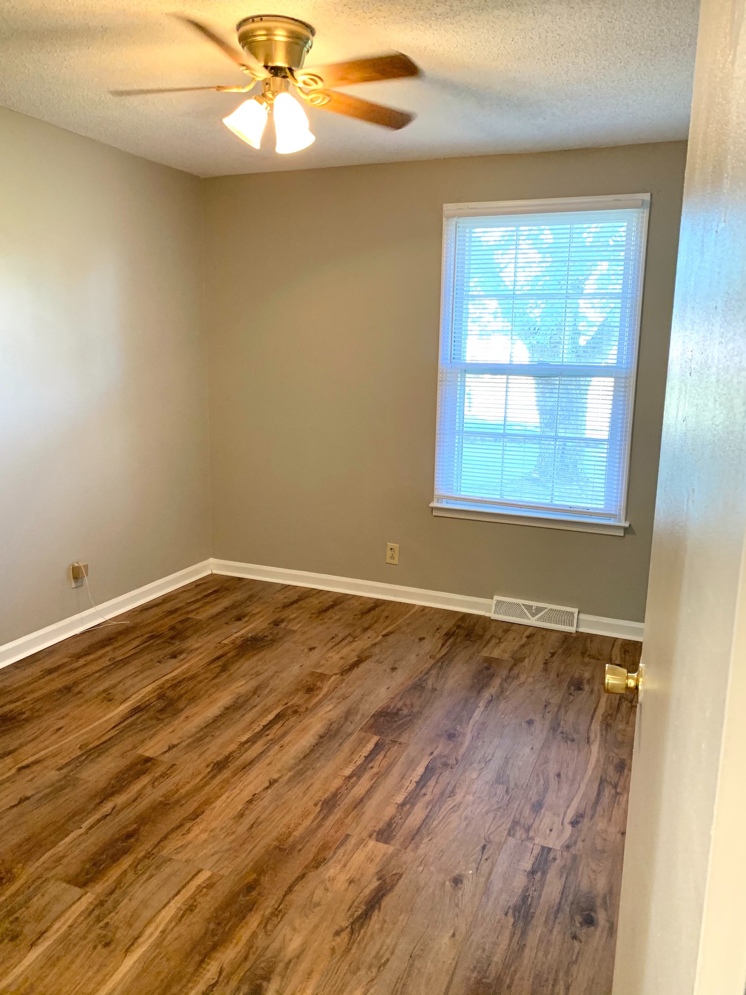 2425 Pendleton Drive Clarksville, TN 37042 - Photo 8 of 16