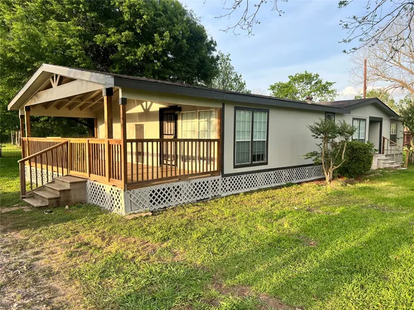$1,775 | 109 Pitts Road, Richmond, TX 77406
