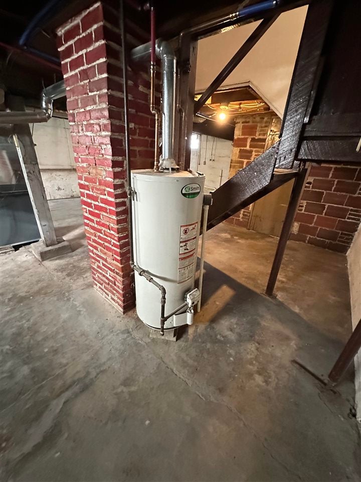 208 Walnut Street Tipton, IA 52772 - Photo 25 of 43 Gallery Image 25