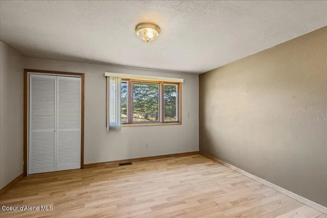 $415,000 | 202 Country Club Lane, Pinehurst, ID 83850