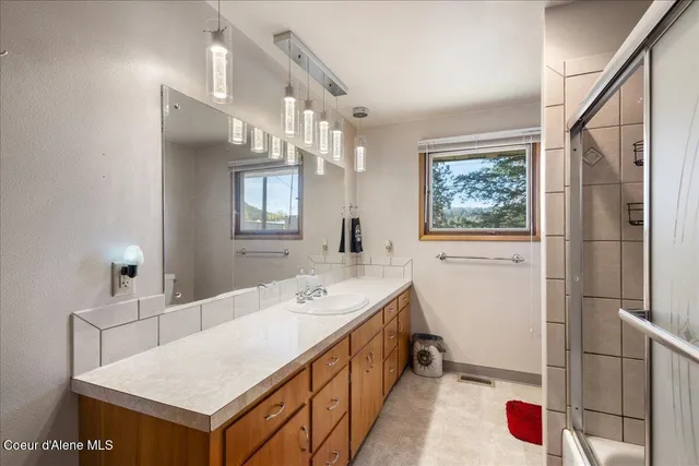 $415,000 | 202 Country Club Lane, Pinehurst, ID 83850