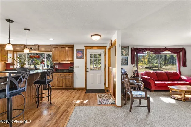 $415,000 | 202 Country Club Lane, Pinehurst, ID 83850