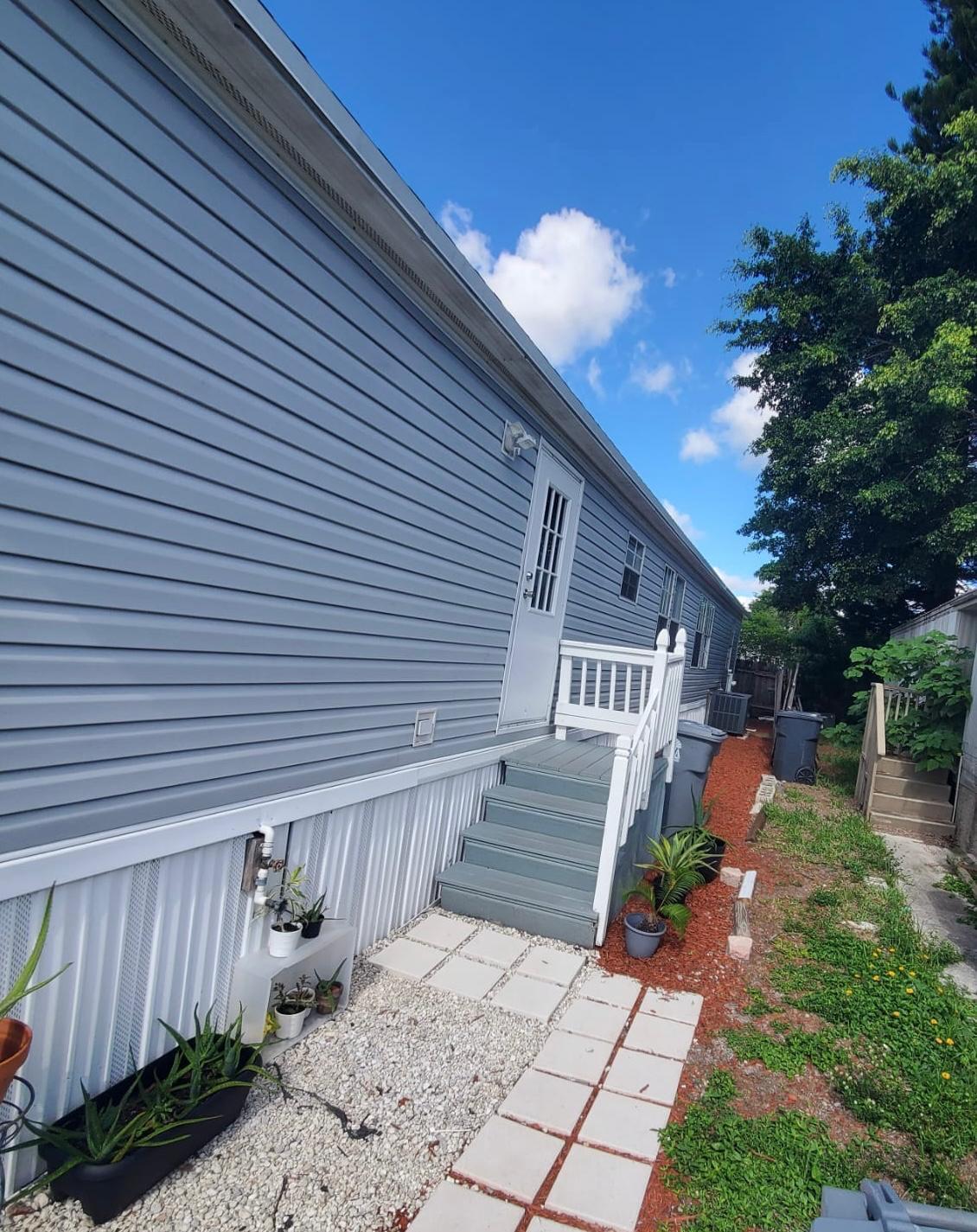 22879 Cascade Place, Unit 3 Boca Raton, FL 33428 - Photo 6 of 6 3WhatsApp Image 2025-04-21 at 18.01.35_c