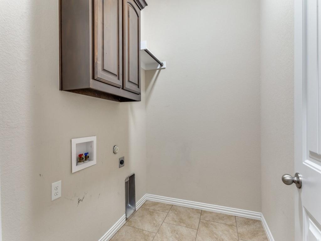521 Corriente Trail Azle, TX 76020 - Photo 22 of 25 a view of an empty room