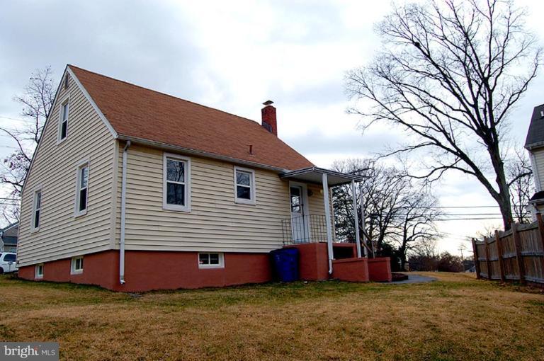 9430 North Laurel Road Laurel, MD 20723 - Photo 3 of 15 Exterior Rear