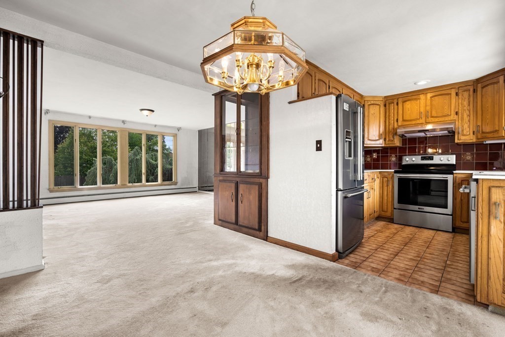2 Reo Road Peabody, MA 01960 - Photo 7 of 38 Gallery Image 7