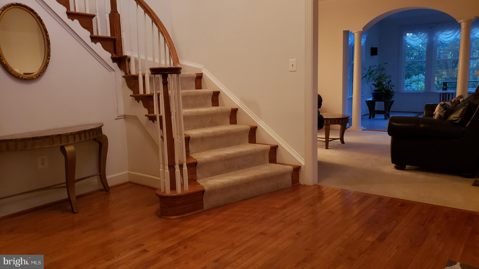 Open Foyer Entrace