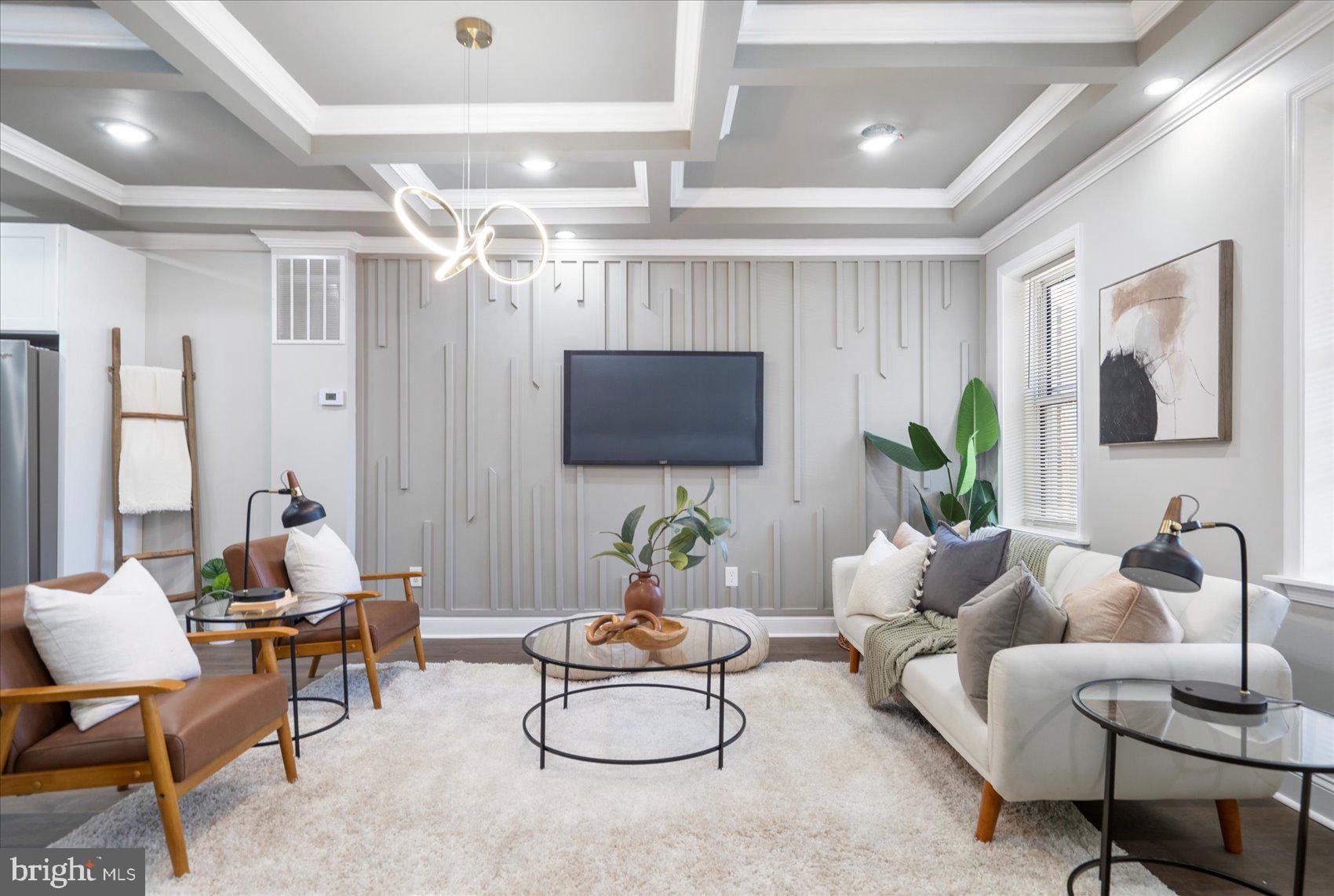 2412 Keyworth Avenue Baltimore, MD 21215 - Photo 2 of 41