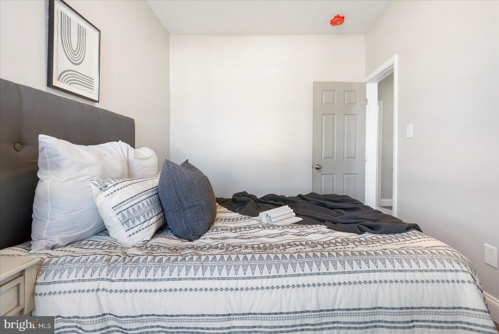 2412 Keyworth Avenue Baltimore, MD 21215 - Photo 24 of 41