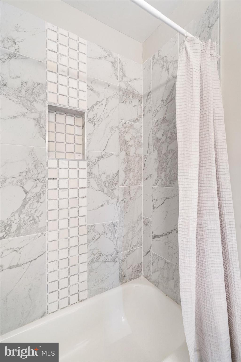 2412 Keyworth Avenue Baltimore, MD 21215 - Photo 27 of 41