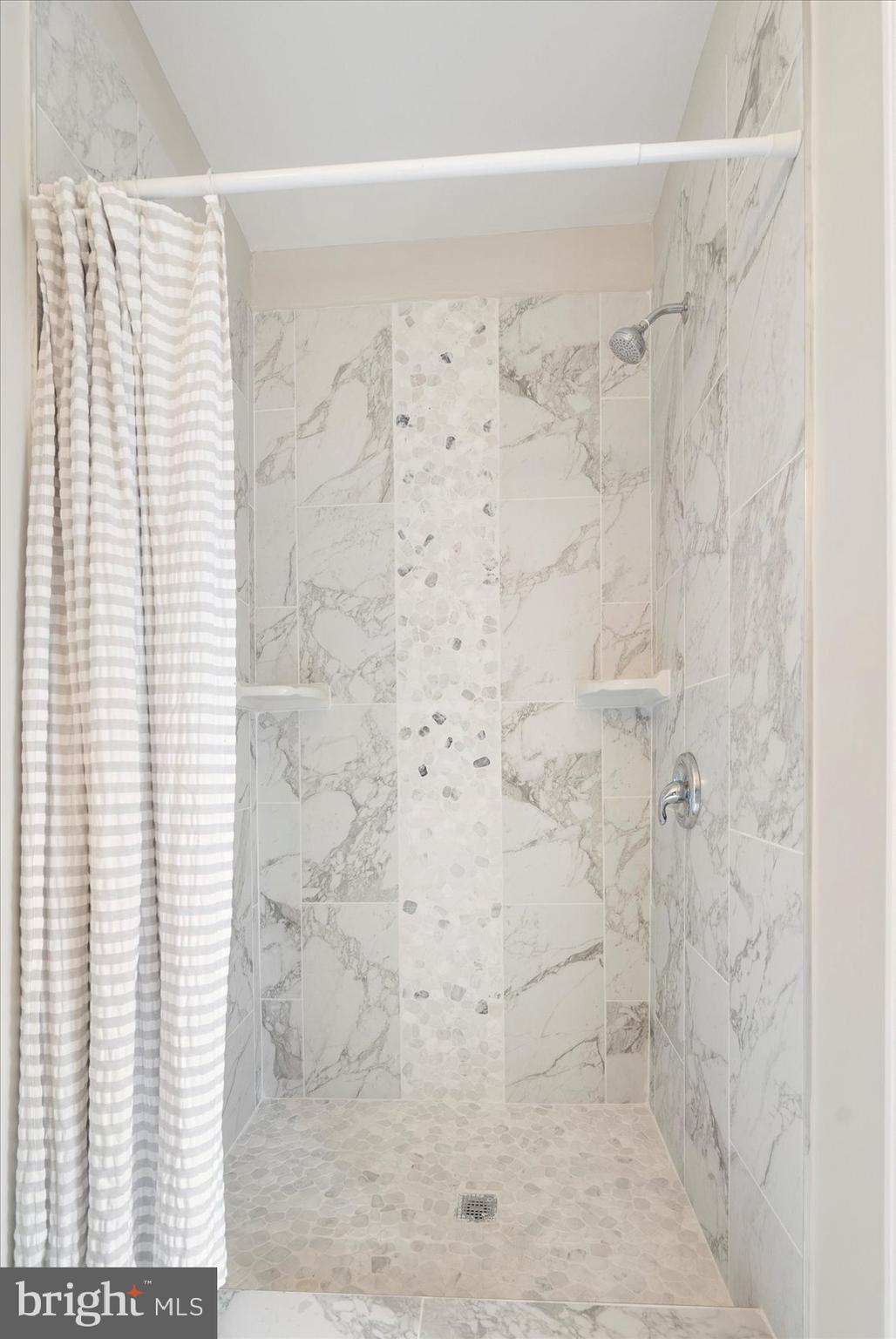 2412 Keyworth Avenue Baltimore, MD 21215 - Photo 34 of 41