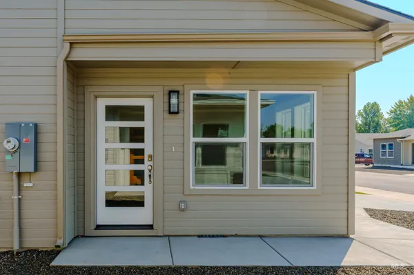 $235,000 | 1235 Phillips Circle, Ontario, OR 97914