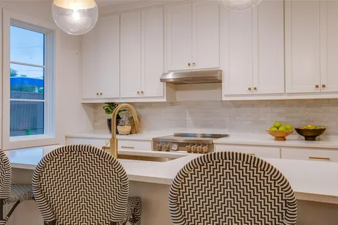 $689,000 | 7207 Gaston Avenue, Unit 906, Dallas, TX 75214