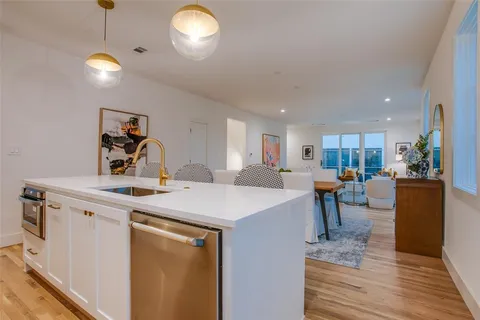 $689,000 | 7207 Gaston Avenue, Unit 906, Dallas, TX 75214