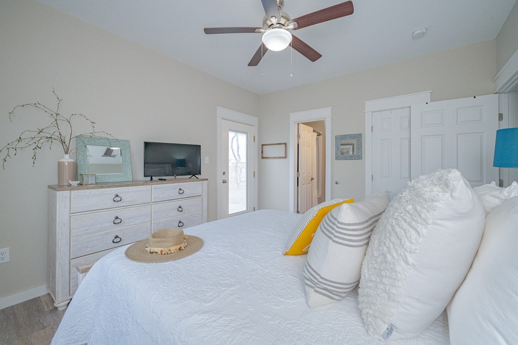 129 Palmetto Point Road Rockport, TX 78382 - Photo 18 of 40