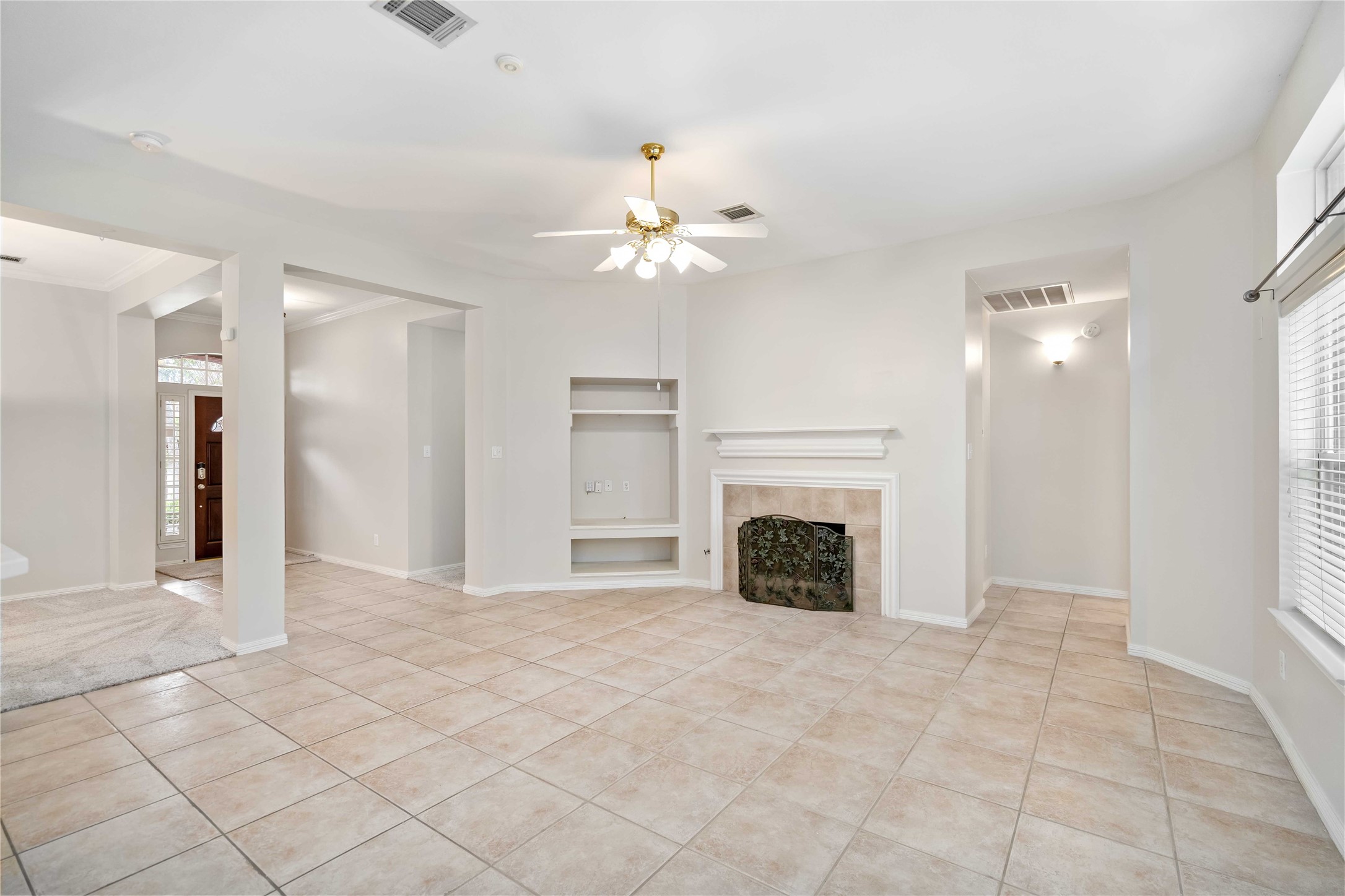 25626 Myrtle Springs Spring, TX 77373 - Photo 8 of 30 Gallery Image 8