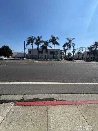 $2,500 | 3023 Durfee Avenue, El Monte, CA 91732