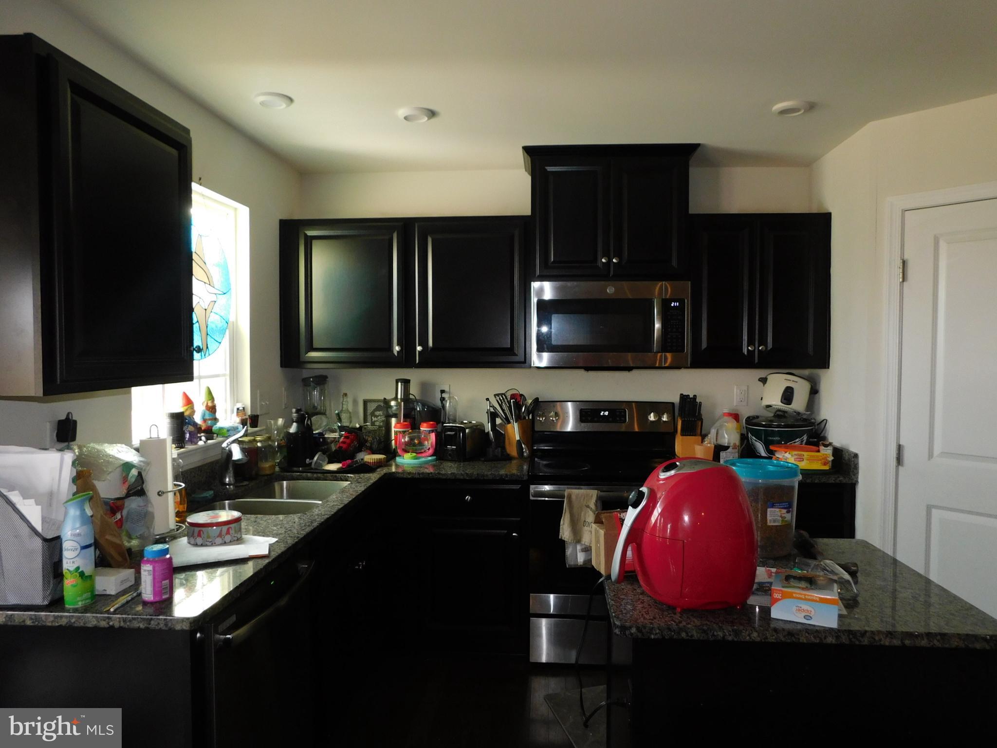 140 Pixie Moss Road Pottstown, PA 19464 - Photo 4 of 16 Gallery Image 4
