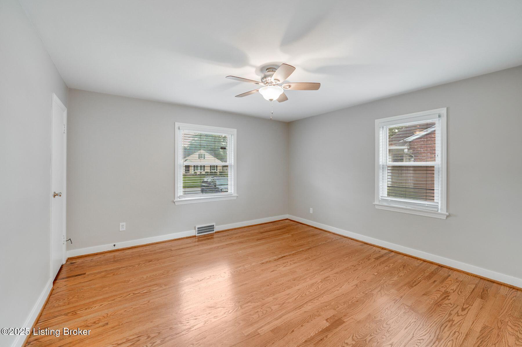 210 Sage Road Louisville, KY 40207 - Photo 13 of 38 photo_online_027