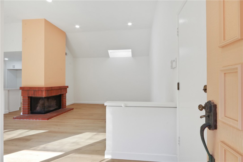 22 Fabriano Irvine, CA 92620 - Photo 4 of 20 a view of a hallway with seating area