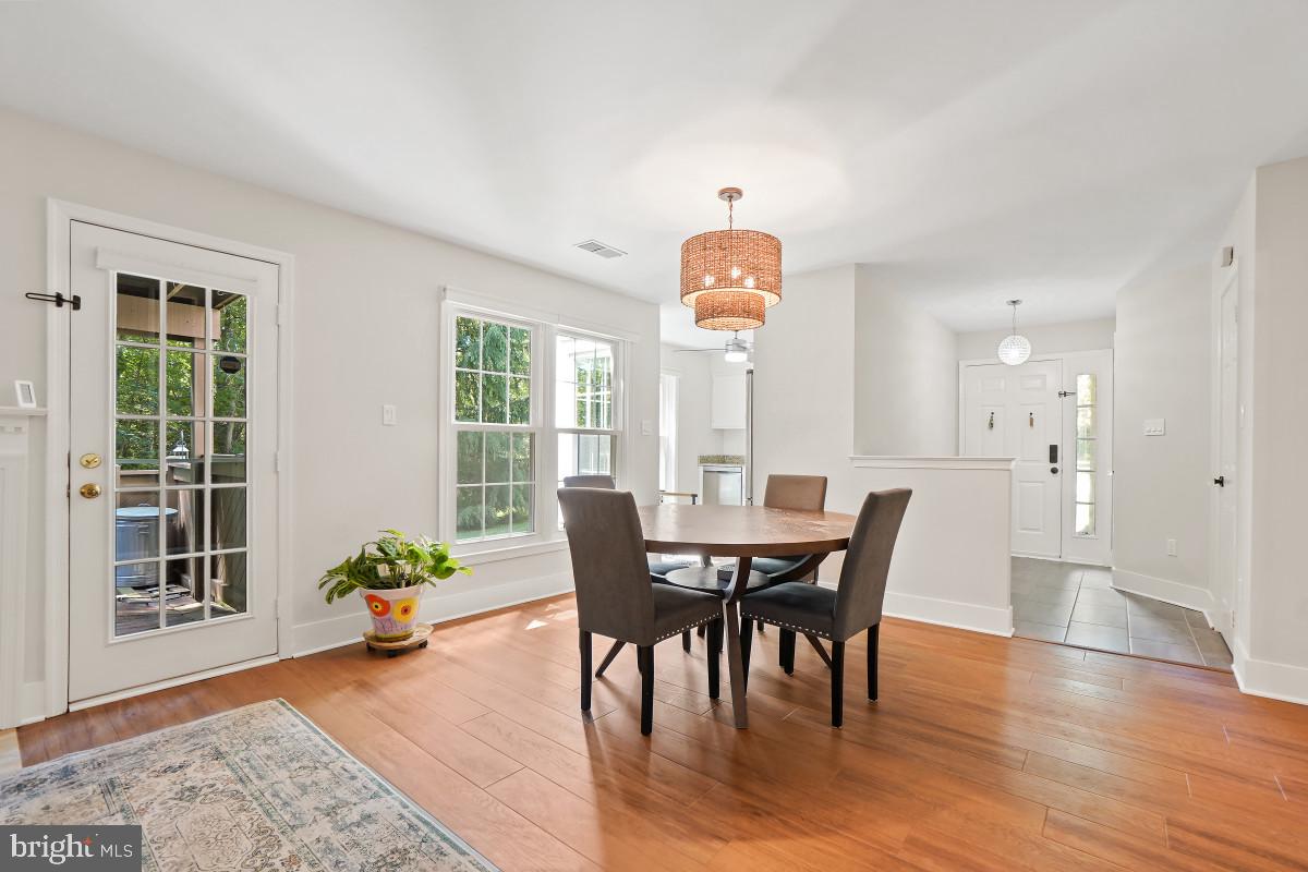 1515 Church Hill Place Reston, VA 20194 - Photo 7 of 28 Loads of natural light facing trees