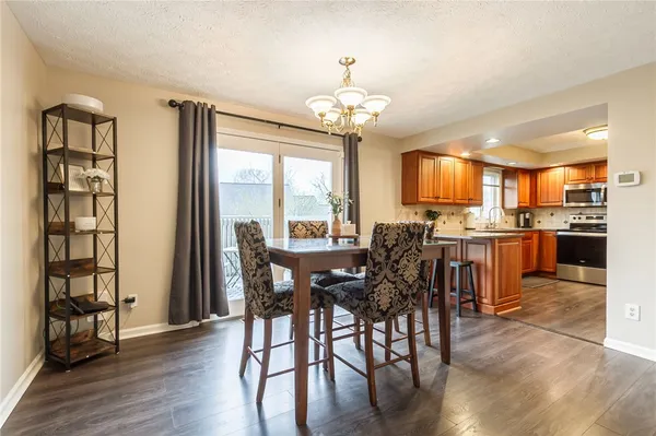 $314,900 | 15 Nouveau Place, Perinton, NY 14450