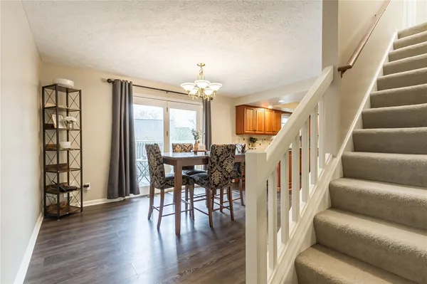 $314,900 | 15 Nouveau Place, Perinton, NY 14450