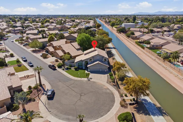 $765,000 | 418 South Burk Street, Gilbert, AZ 85296