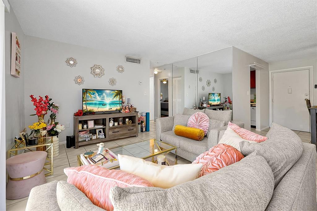 1904 Honour Road, Unit 32 Orlando, FL 32839 - Photo 6 of 30 Gallery Image 6