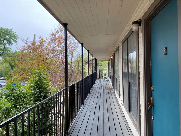 $1,450 | 1905 San Gabriel Street, Unit 205, Austin, TX 78705