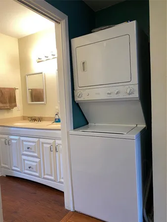 $1,450 | 1905 San Gabriel Street, Unit 205, Austin, TX 78705