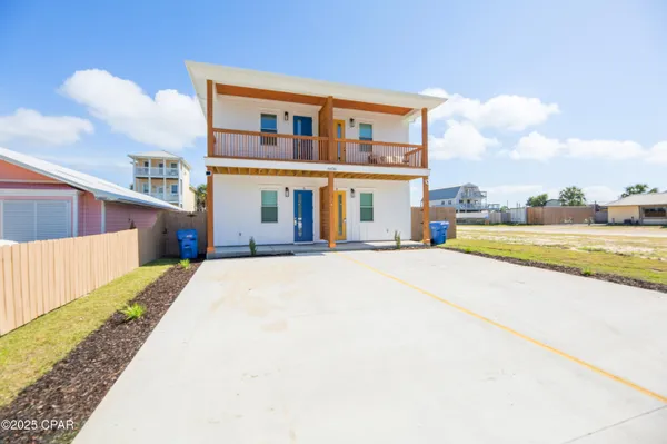 $925,000 | 6606 Thomas Drive, Unit A & B, Panama City, FL 32408
