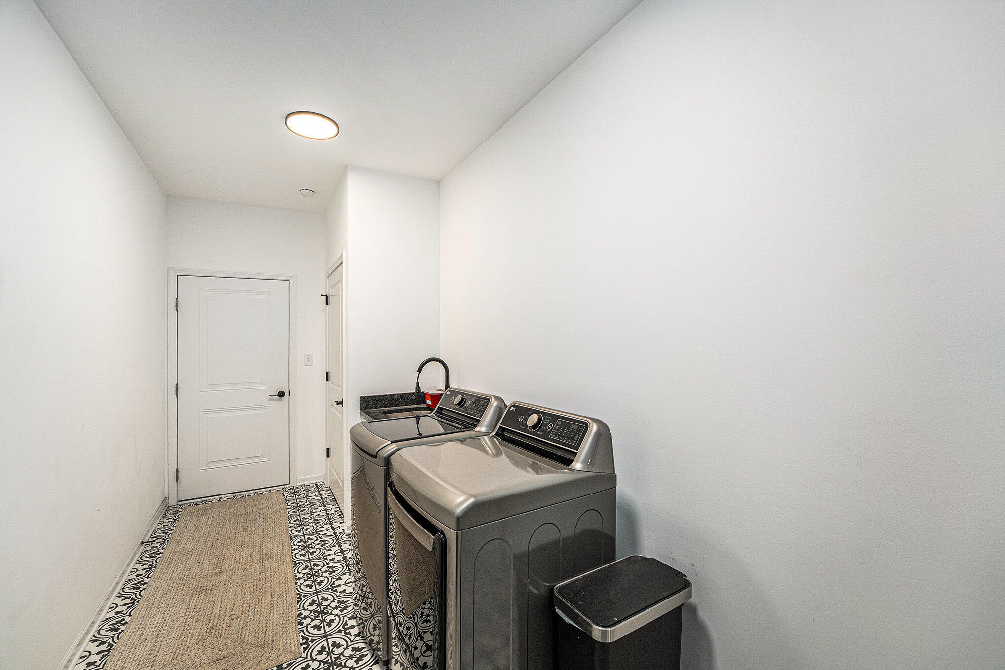 703 Verdano Terrace Crown Point, IN 46307 - Photo 20 of 33 2038x1359