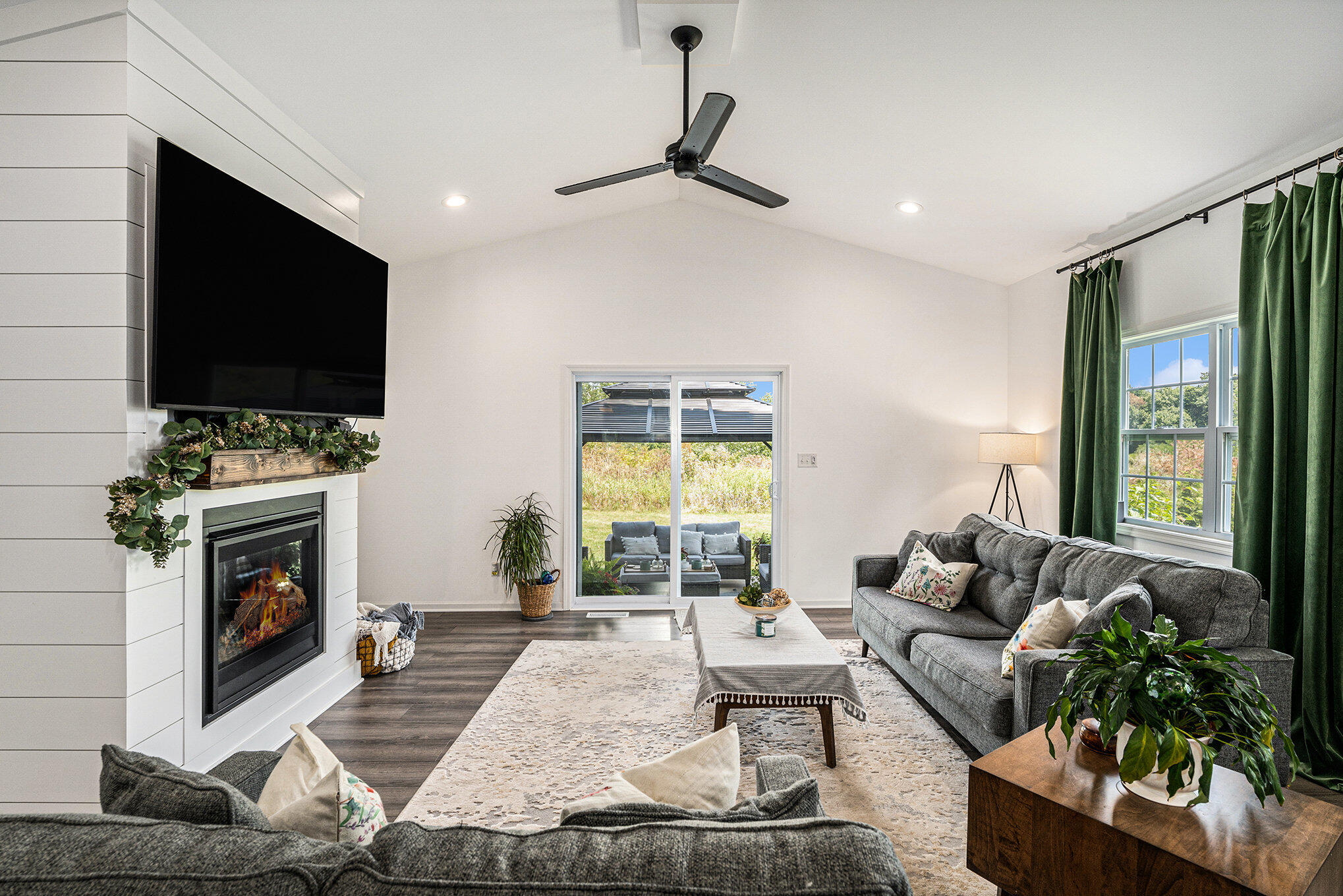 703 Verdano Terrace Crown Point, IN 46307 - Photo 7 of 33 2038x1359