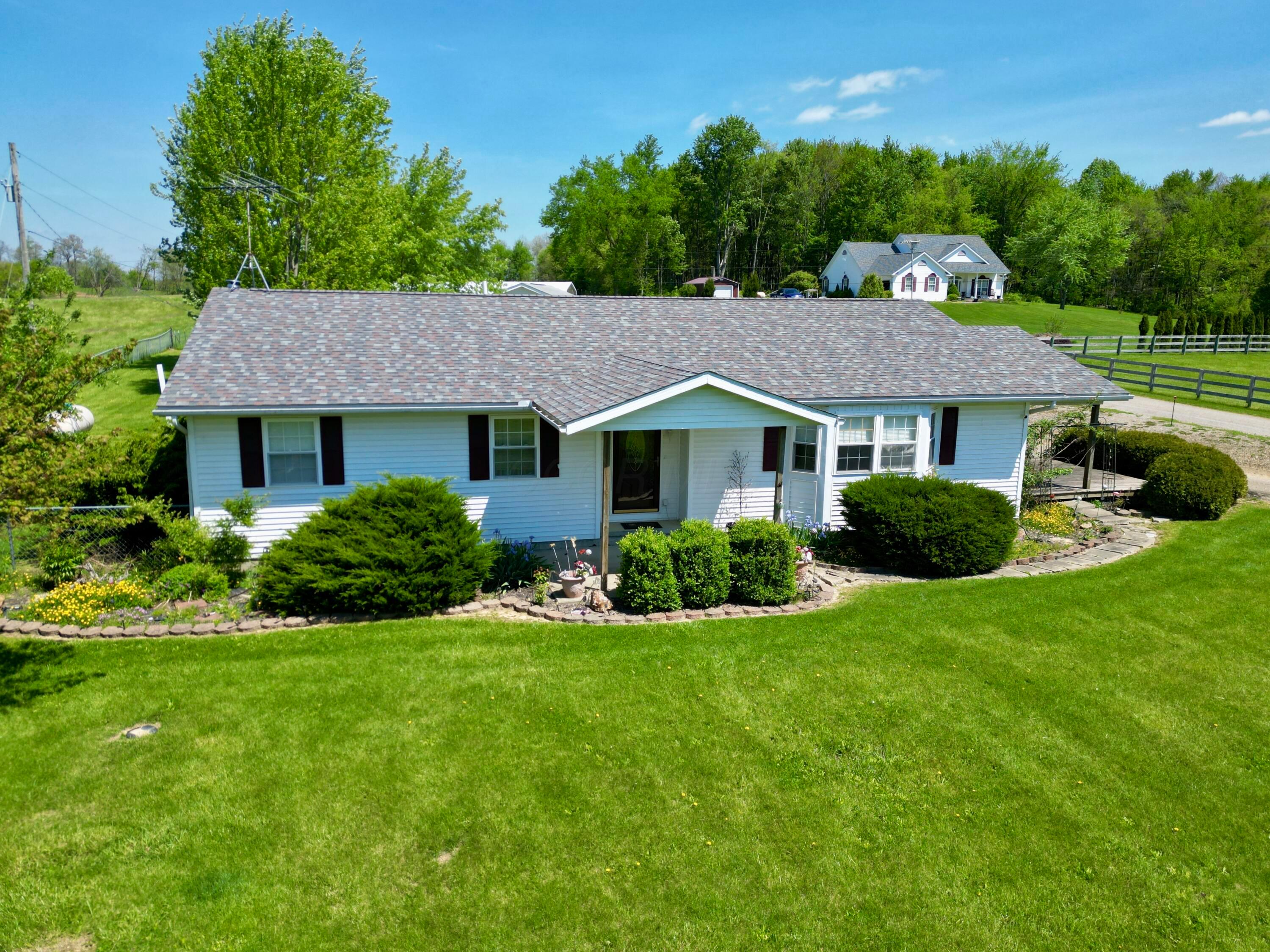 2760 Flint Ridge Road Hopewell, OH 43746 - Photo 2 of 64