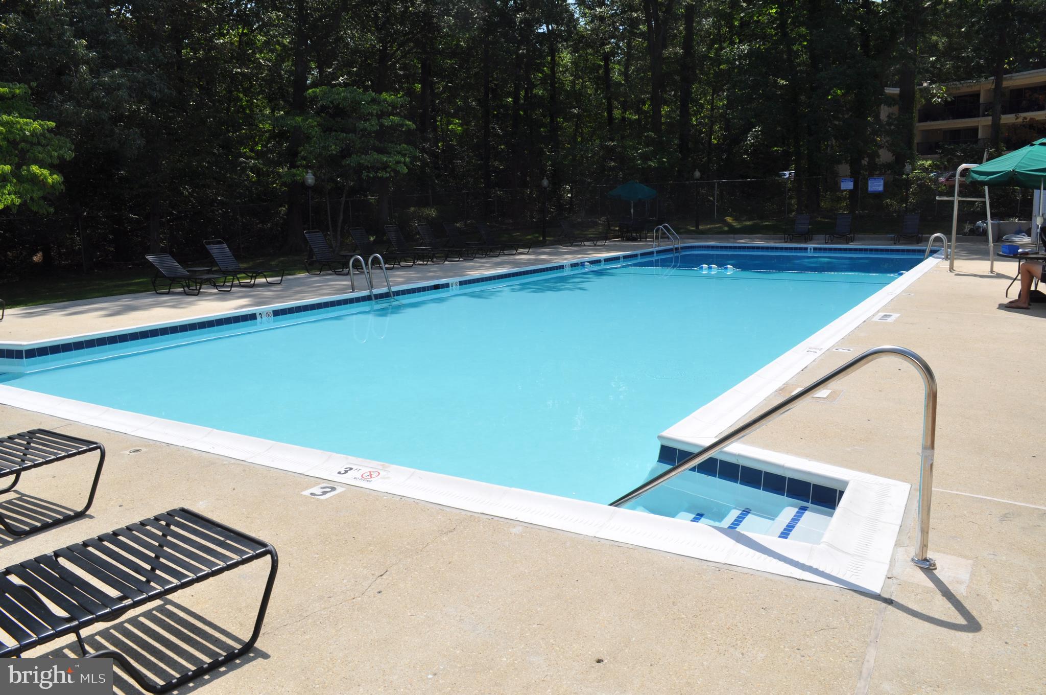 1006 Primrose Road, Unit 103 Annapolis, MD 21403 - Photo 23 of 24 Community pool