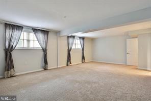 1006 Primrose Road, Unit 103 Annapolis, MD 21403 - Photo 7 of 24 Master bedroom