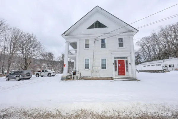 $339,900 | 33 Lisbon Road, Bath, NH 03740