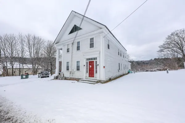 $339,900 | 33 Lisbon Road, Bath, NH 03740