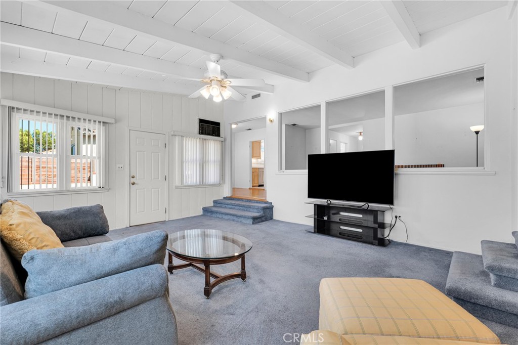 2107 Jolley Drive Burbank, CA 91504 - Photo 16 of 33 a living room with furniture and a flat screen tv