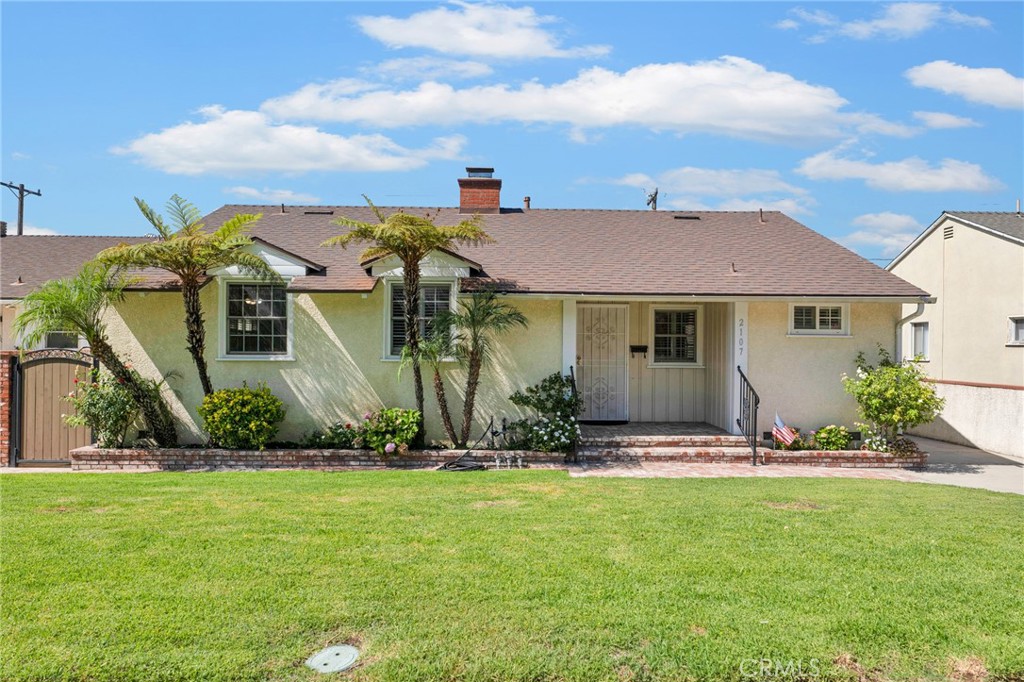 2107 Jolley Drive Burbank, CA 91504 - Photo 32 of 33 front view of a house with a yard