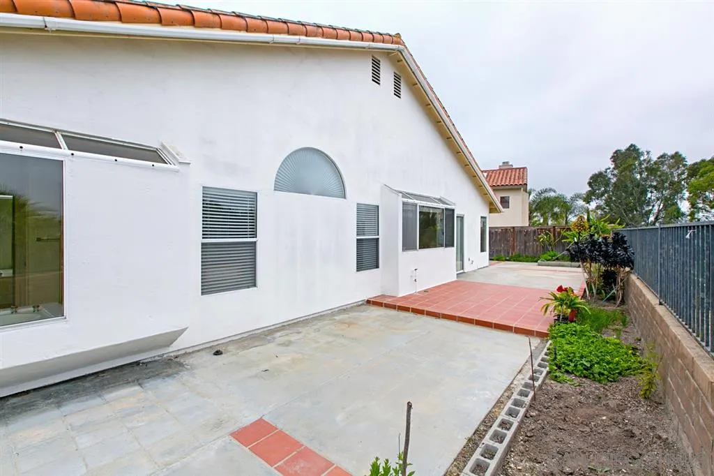 5064 Frazee Road Oceanside, CA 92057 - Photo 24 of 25 a backyard of a house